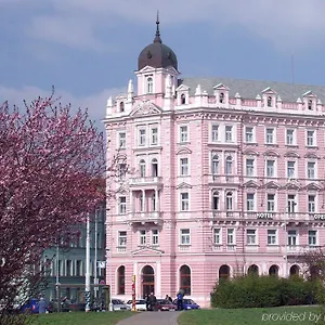 4* Отель Opera